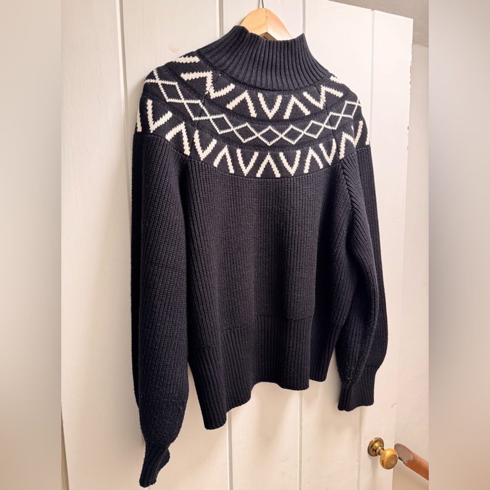 Varley Black Knit Sweater vgc size large